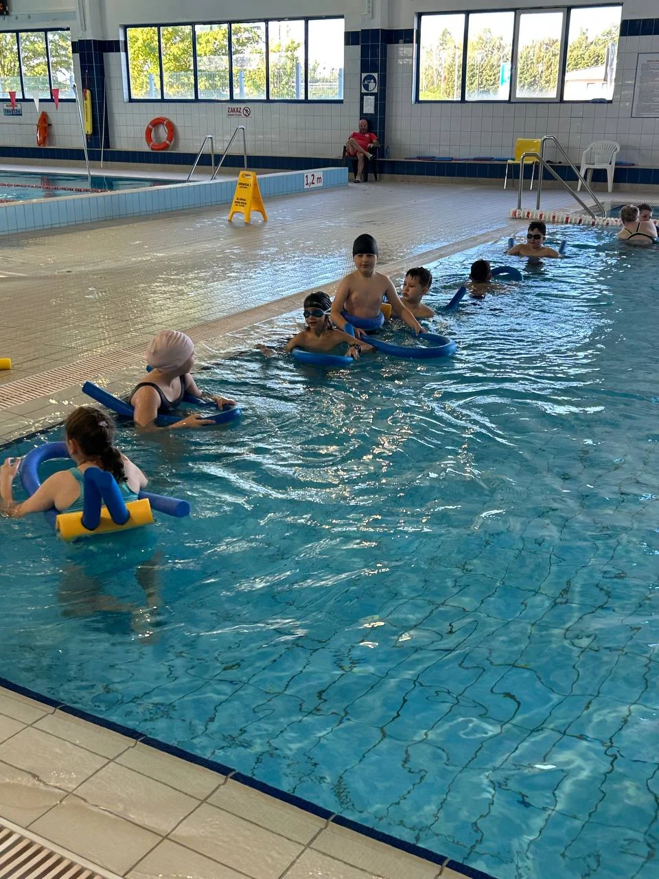 Into the water with confidence — free swimming for Years 1–3 - photo 2