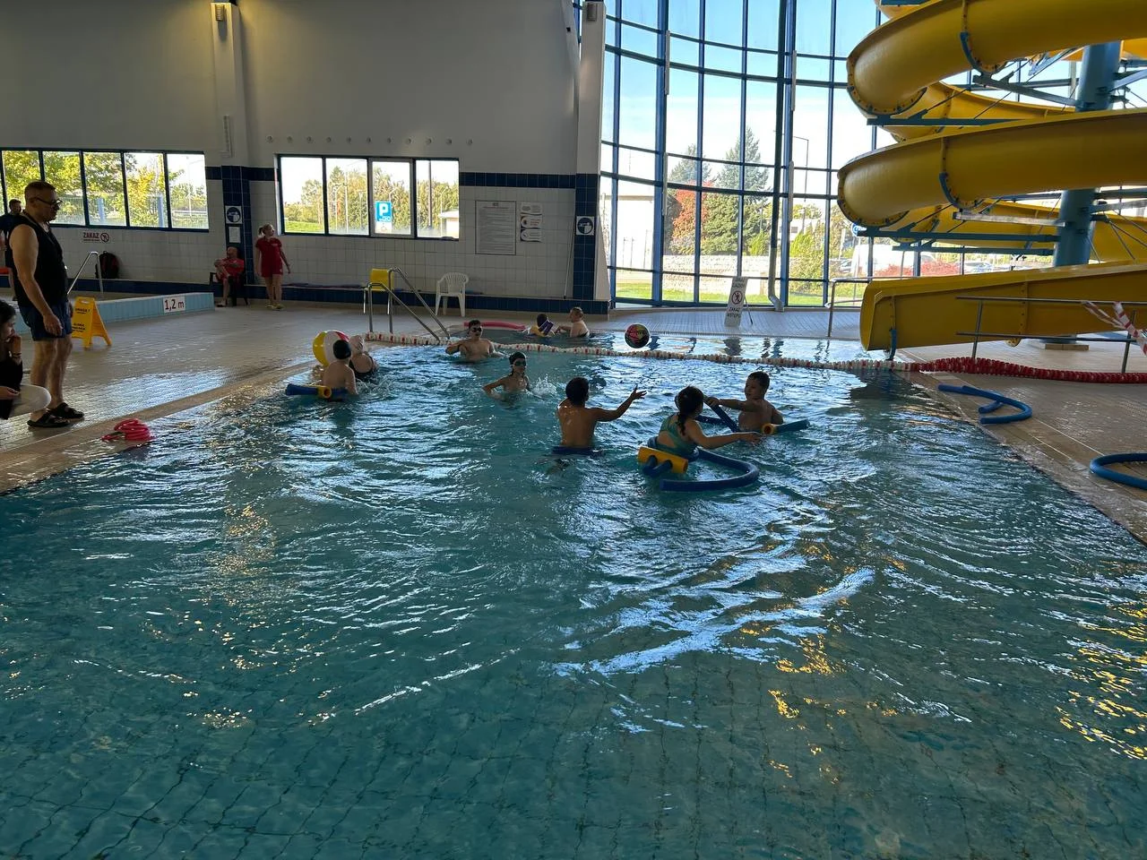 Into the water with confidence — free swimming for Years 1–3 - photo 9