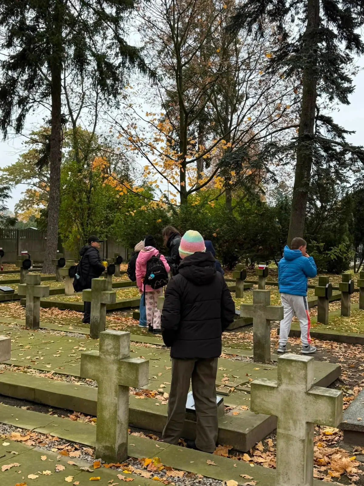 Remembering our heroes — a visit to the war cemetery - photo 3
