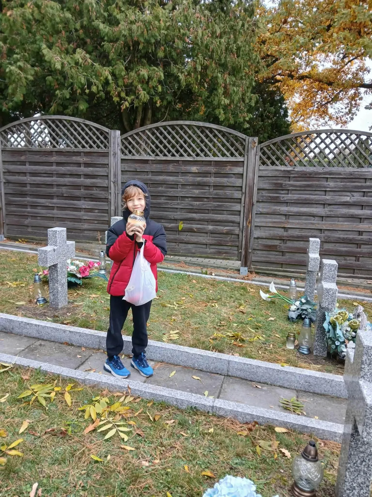 Remembering our heroes — a visit to the war cemetery - photo 15